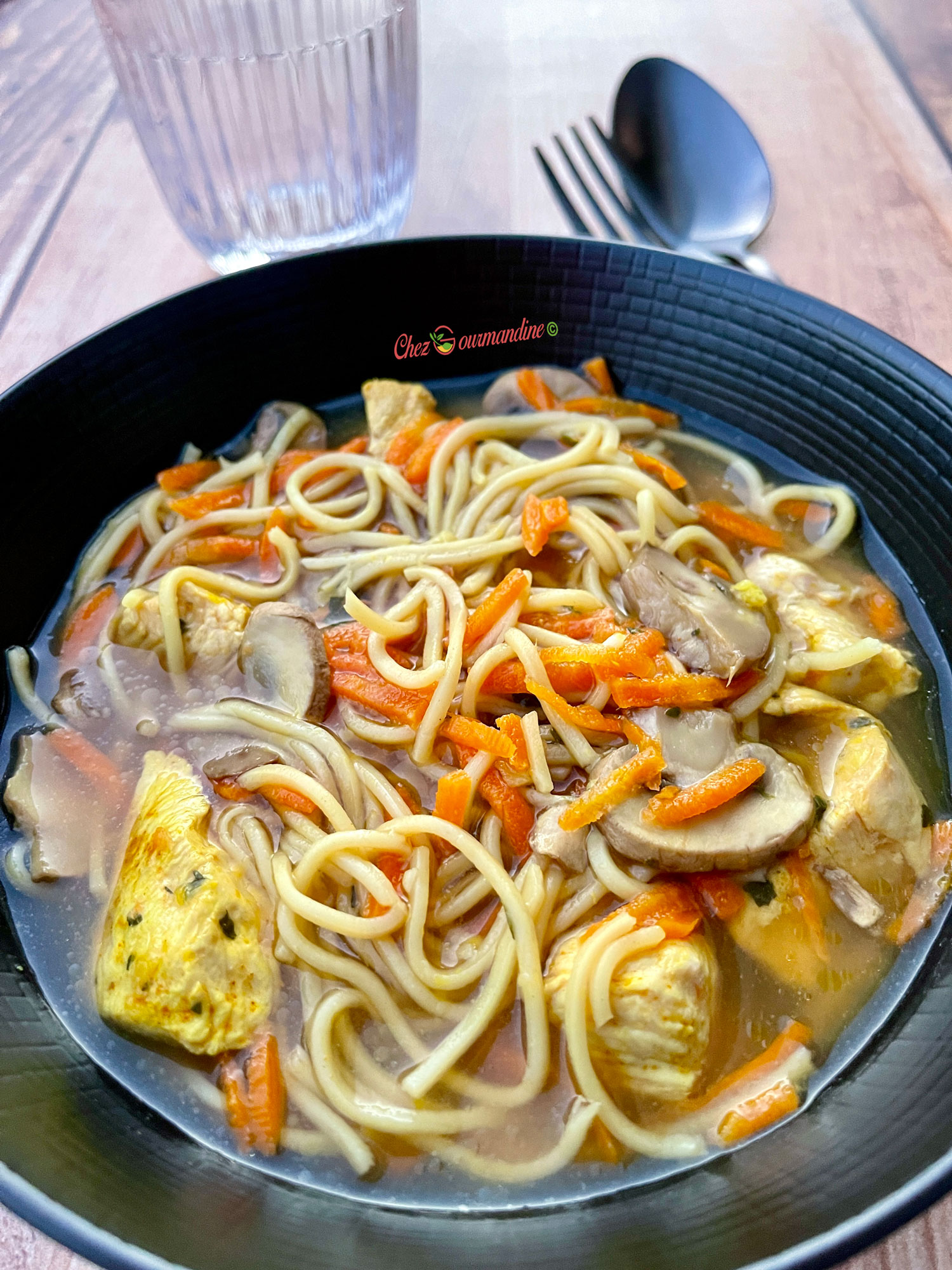 Bouillon Thaï Au Poulet - Chezgourmandine